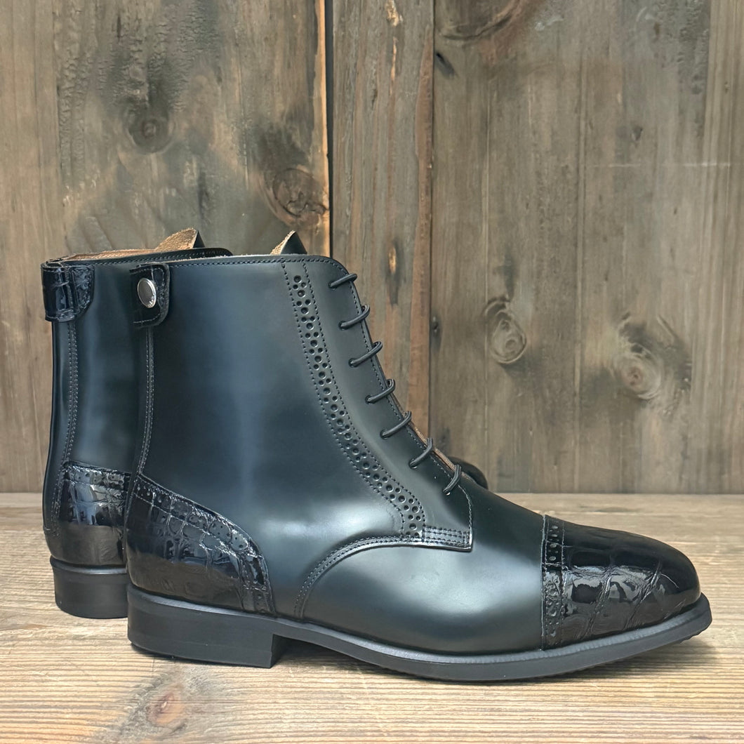 Shoe 38.5 / UK 5.5