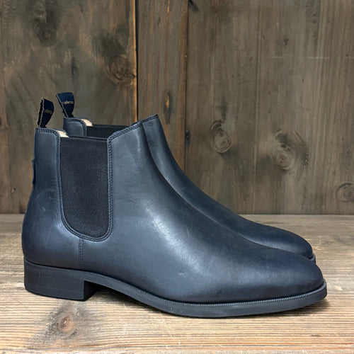 Shoe 42.5 / UK 9.5