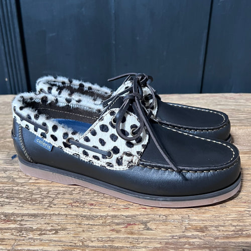 DECK SHOES <br/> CHOCOLATE MATTE & BABY GIRAFFE LACES AREA